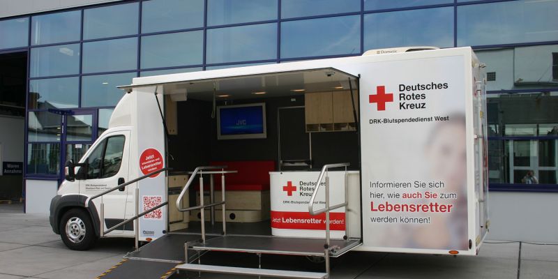 Info Bus vom Roten Kreuz